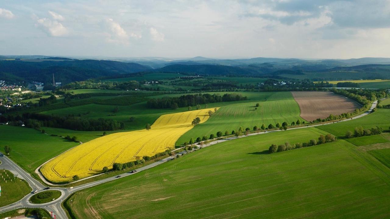 Ferienwohnungen Am Feldrain - Gornau Im Erzgebirge Zschopau Экстерьер фото